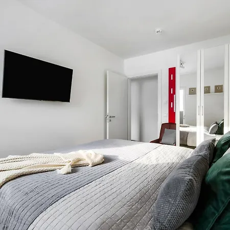 Apartment Ocean View 14 *